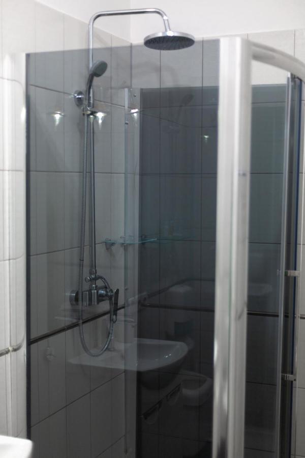 Hotel Aristocrat Chernivtsi Εξωτερικό φωτογραφία