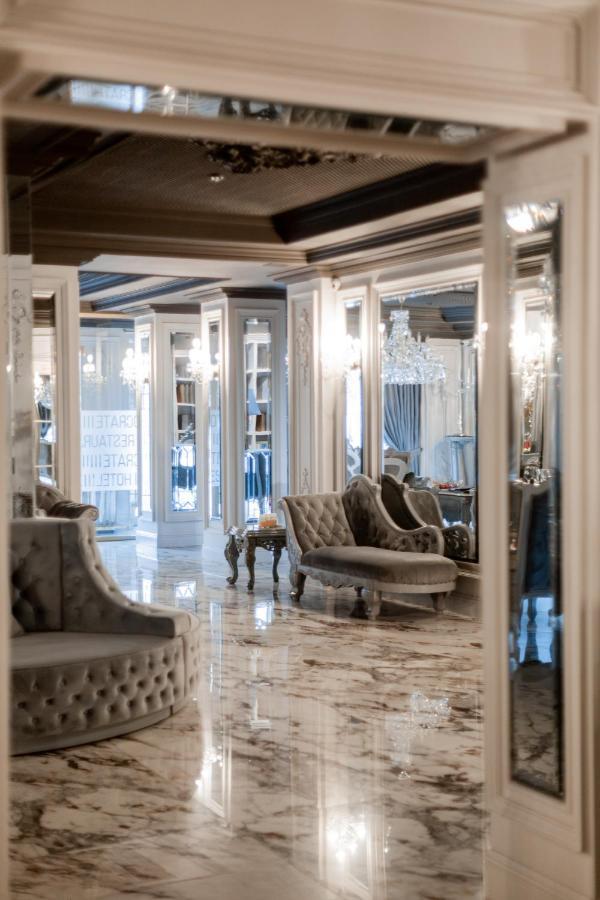 Hotel Aristocrat Chernivtsi Εξωτερικό φωτογραφία